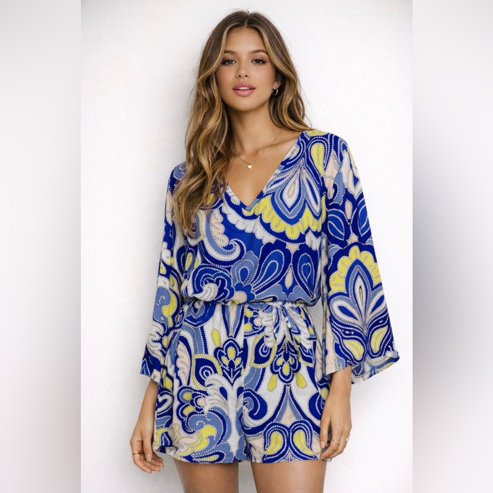 NWOT - HER SHE BOUTIQUE BRAND ROMPER!!! LADIES THIS IS GORGEOUS!!